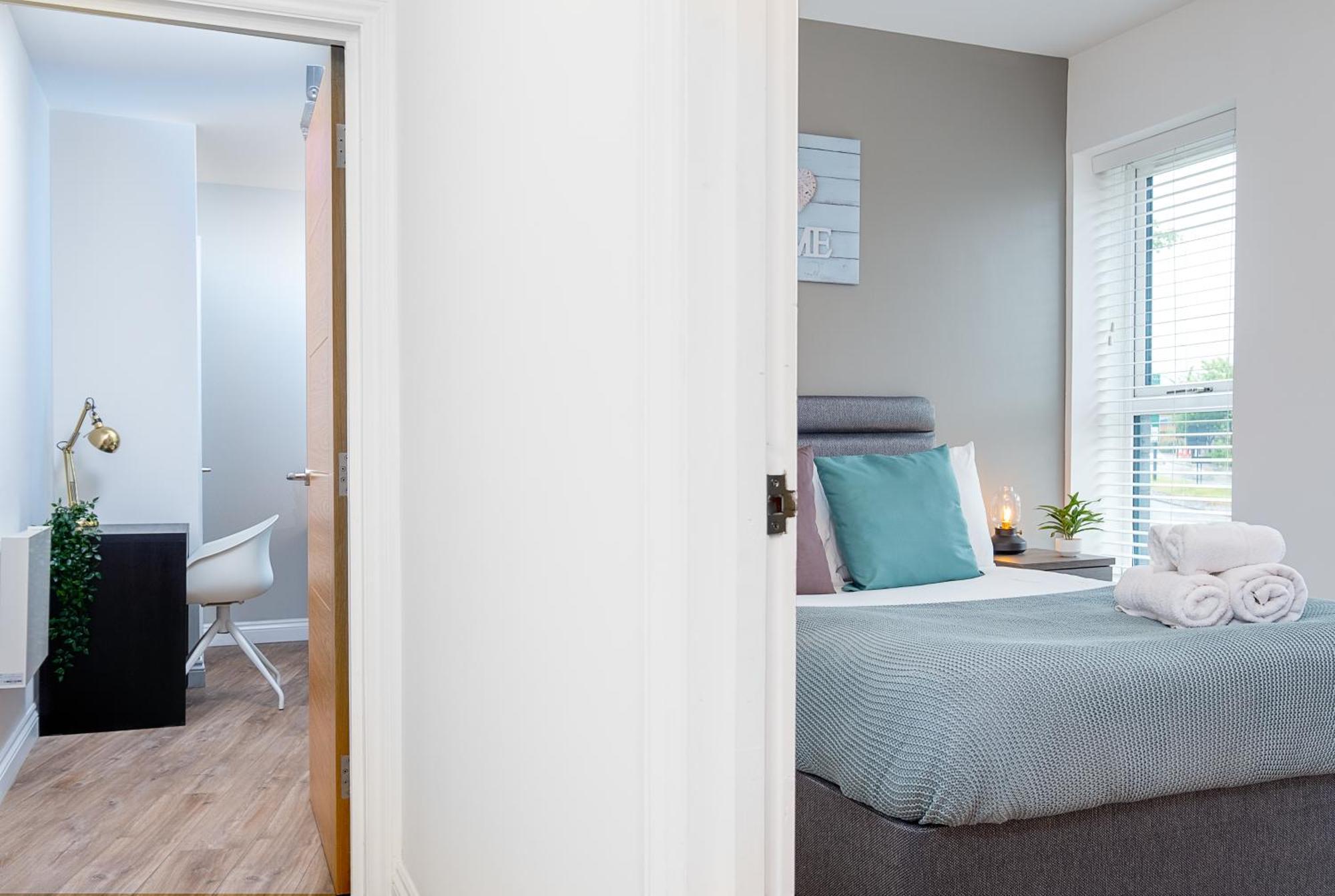 Pluxa Blue Sapphire Luxury Stay Free Parking Free Wifi - Walk Everywhere, Travel, Biz, Leisure Birmingham Bagian luar foto